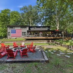 Hideaway - Pickleball Court, Private Pool, Hot Tub, Sleeps 25!
