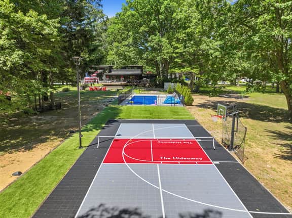 Hideaway - Pickleball Court, Private Pool, Hot Tub, Sleeps 25!