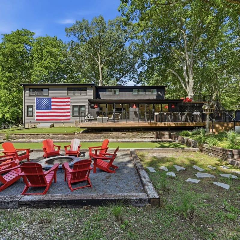 Hideaway - Pickleball Court, Private Pool, Hot Tub, Sleeps 25!